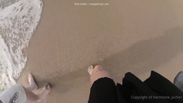 Traveler Hermione Potter Visits A Shrine In Thailand And Then Gets Fucked At The Hotel