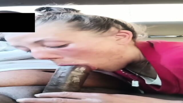 Dirty Crackhead Giving Head To BBC