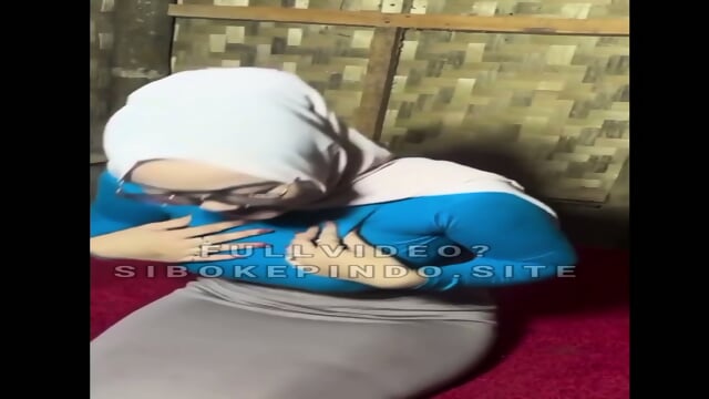 Bokep Indo Hijab Mabuk Di Gilir 10 Orang