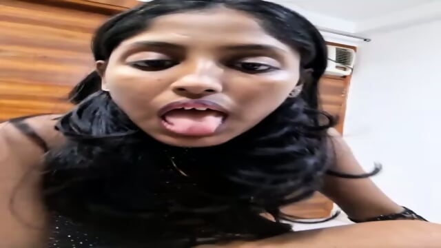 the indian cam girl solo sex fun