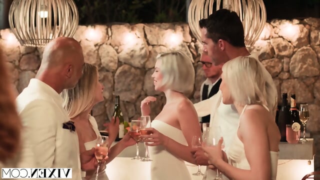 HQ4K - 5 EÌuÌrÌoÌBÌaÌbÌeÌsÌ VÌsÌ 3 CÌoÌcÌkÌsÌ OÌrÌgÌyÌ