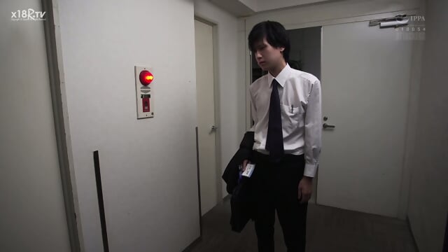 [RESTORED]ADN-768 My Childhood Friend Whom Ive Always Loved Is Being Embraced By A Senior Doctor