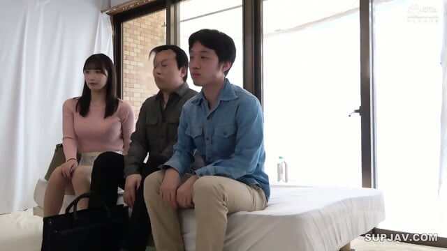 Mosaic removed Version DVMM 027 General Male And Female Monitoring AV Special Tracking The Aftermath Of  Between Mother And Son On The Other Side Of The Magic Mirror Is The Newly Remarried Father! The Busty New Mother And Virgin Son Have Their First