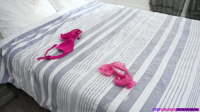 You Can Pound My Pussy As Hard As You Want, 2160p