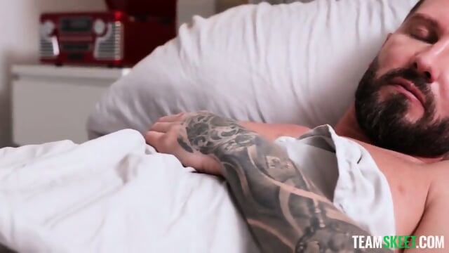 Now Ive Seen Your Big Cock, Youll   A Facial - Kate Legend & Quinton James