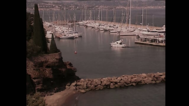 The House Of Crooked Women (1992) Restored