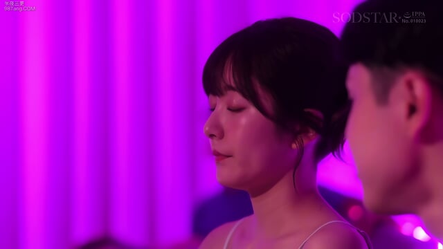 (Chi Und) I  A Pink-themed Hair  Relax, And Ended Up Running Into My Female Boss.Hikari Aozora