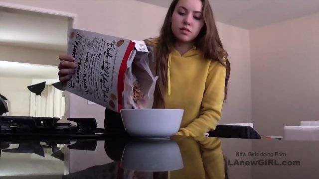 Sexy 19 Yo TEEN With Blue Eyes Fucked At Photoshoot