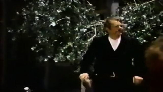 Uncut lashes world - Very last Sundown (Six to eight Women)