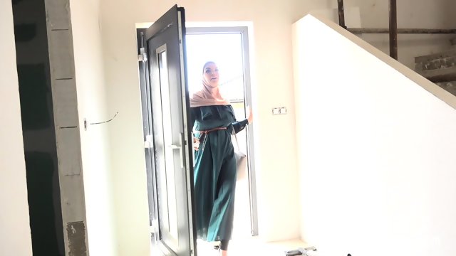 MUSLIM CUCKOLD FUCKING