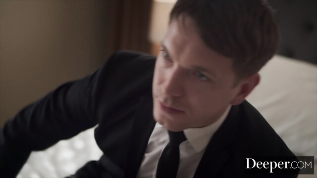 Deeper. Gabbie Carter Crawls To Her Leash For A Dark Game