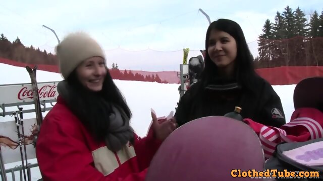 Amateur Chick Fucking In The Snow