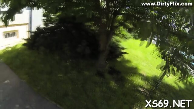 Alluring teen bombshell Alice Smack rules the world