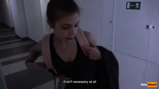 Accidentally confused the courier with a prostitute and forced to fuck