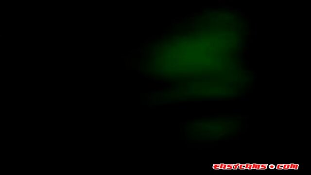 indonesia- cewek cantik dientot sama om