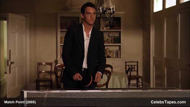 Scarlett Johansson nude and sexy