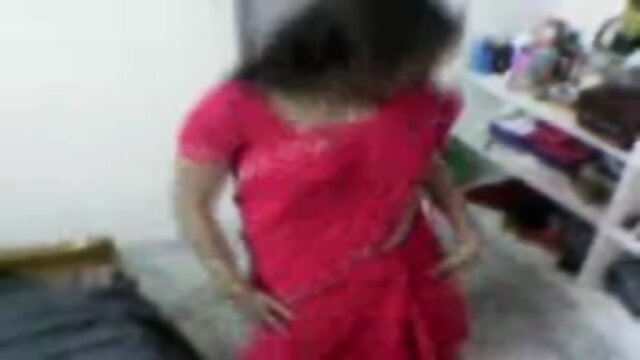 Red Saree College Girl has sex with Boy Friend