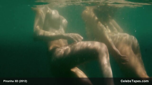 Kelly Brook totally nude