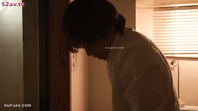 JP Only I Know...Secret Mentoring with My Friend's Mother Lily Hanai R-091