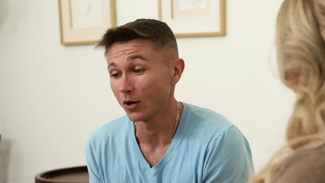 Stepmom Likes It Up The Ass - Alura Jenson