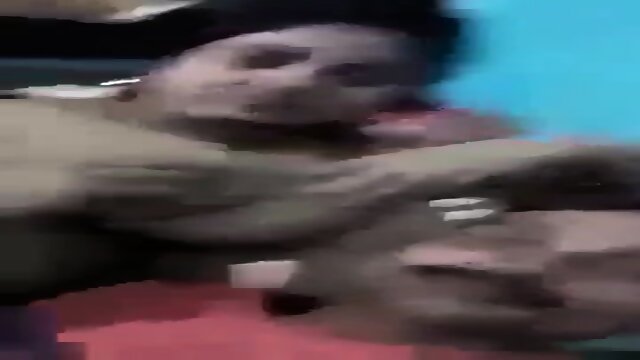 Desi milf Randi Bhabhi having affair with village old uncle