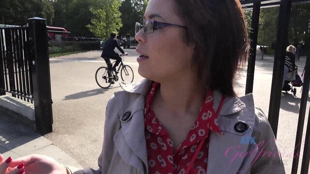 Blair Summers London Virtual Vacation