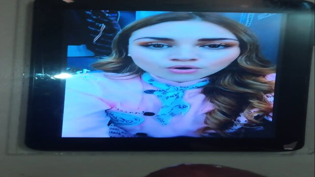 Huge Facial Tribute Cum Ford Brisa Carrillo