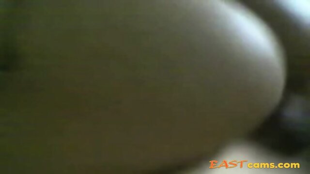 indonesian- desahan nikmat tante