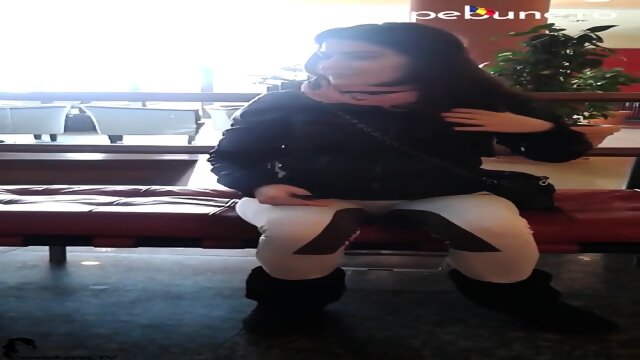 Pizda suge pula la mall