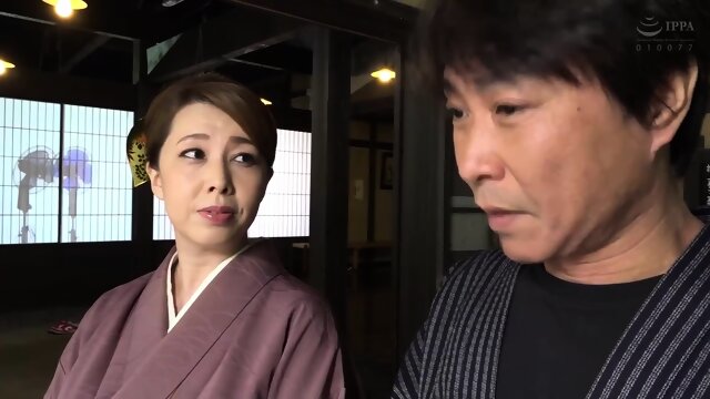 Premium Japan Beautiful MILFs Wearing Cultural Attire H