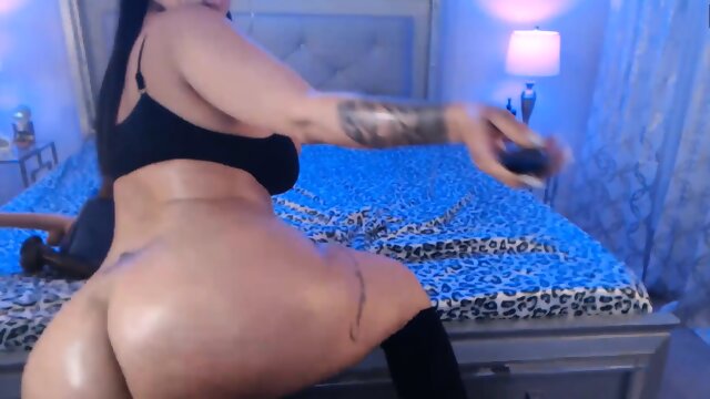 Cali has butt you would adore to put on face