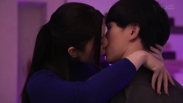 Rei Kamiki - Ama de casa a tiempo parcial K en una tienda de conveniencia con quien tengo la mejor quÃ­mica fÃ­sica puede eyacular