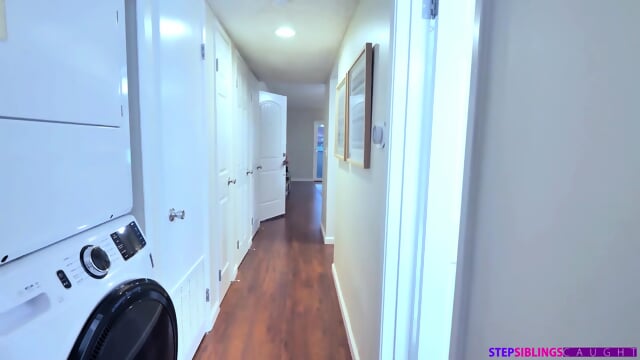 Stepsisters Little Surprise Jade Maris SSC