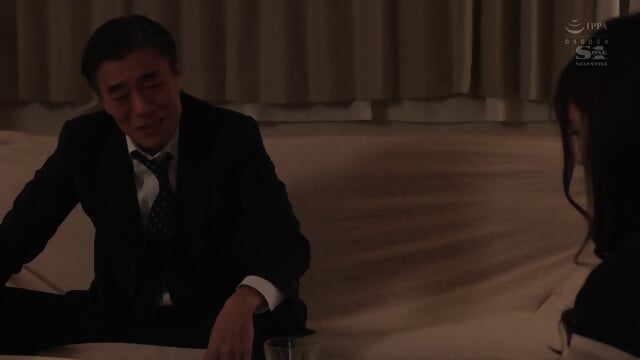 When My Husband Was Away For 3 Days,My Boss Come Fuck Me Everyday And I Start To Love Him. Marin Hinata