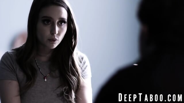 Brunette babe Laney Grey deepthroats HR to secure the job